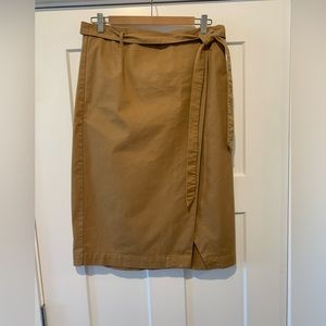 Banana Republic British khaki chino wrap skirt